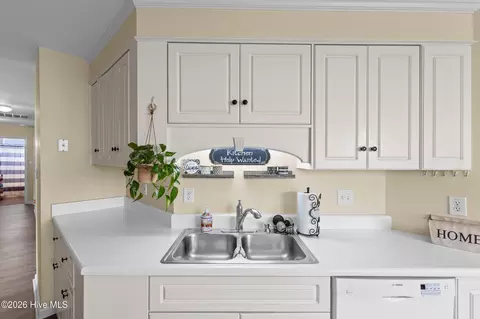 Kitchen - 4138 Eagle Nest Dr, Evans, GA 30809 photo 4 of 4