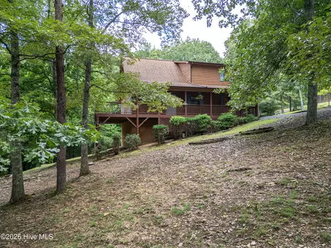 Exterior - 62 Ellis Ln, Murphy, NC 28906 photo 7 of 11