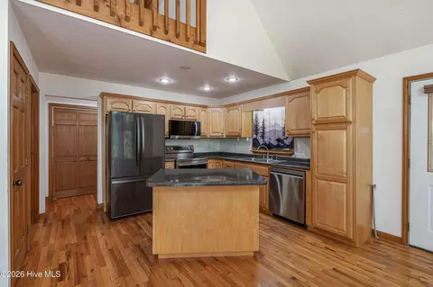 Kitchen - 62 Ellis Ln, Murphy, NC 28906 photo 1 of 3