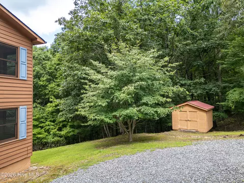 Exterior - 62 Ellis Ln, Murphy, NC 28906 photo 10 of 11