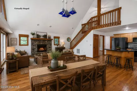 Living - 62 Ellis Ln, Murphy, NC 28906 photo 9 of 9