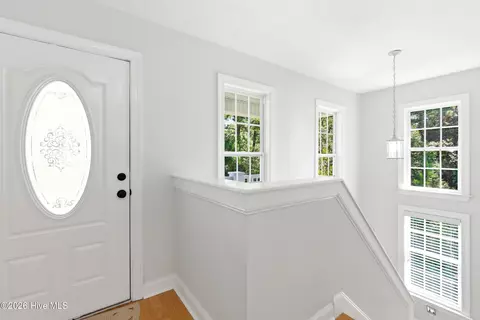 Entry Way - 564 Royal Tern Dr, Hampstead, NC 28443 photo 1 of 2