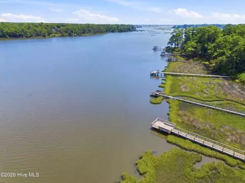 View/Area - 564 Royal Tern Dr, Hampstead, NC 28443 photo 11 of 14