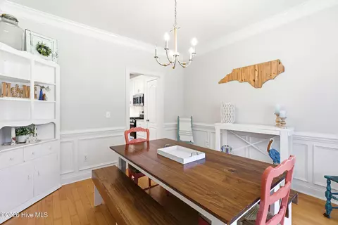 Dining - 564 Royal Tern Dr, Hampstead, NC 28443 photo 2 of 2