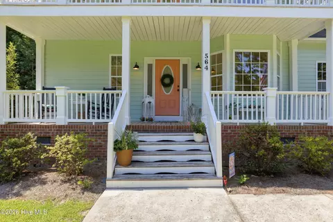 Exterior - 564 Royal Tern Dr, Hampstead, NC 28443 photo 6 of 19