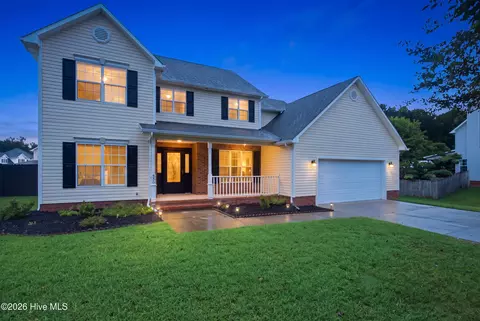 930 Commons Dr N, Jacksonville, NC 28546