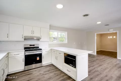 Kitchen - 4459 Shadowood Dr, Martinez, GA 30907 photo 3 of 4