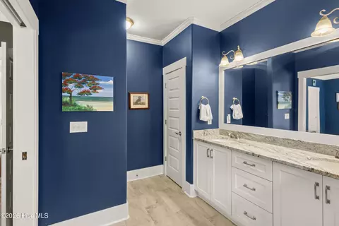 Bath - 121 Cypress Dr, Mccormick, SC 29835 photo 4 of 8