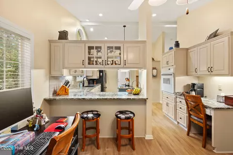Kitchen - 305 Misty Cv, Mccormick, SC 29835 photo 5 of 6