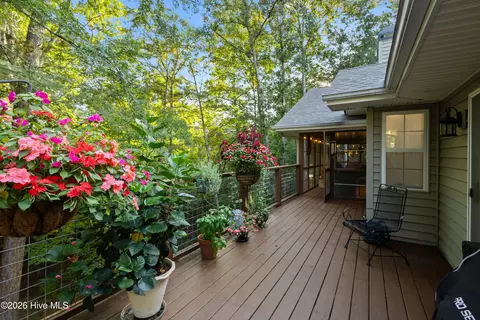 Exterior - 305 Misty Cv, Mccormick, SC 29835 photo 3 of 11