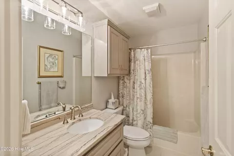 Bath - 305 Misty Cv, Mccormick, SC 29835 photo 4 of 5