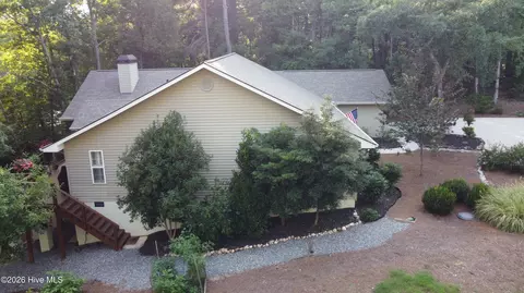 Exterior - 305 Misty Cv, Mccormick, SC 29835 photo 7 of 11