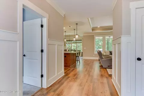 Entry Way - 213 Matthews Ln, Mccormick, SC 29835 photo 2 of 4