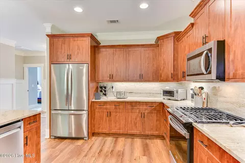 Kitchen - 213 Matthews Ln, Mccormick, SC 29835 photo 5 of 6