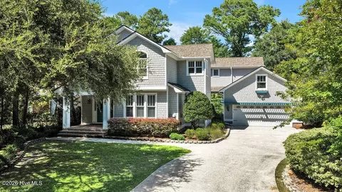 8120 Mason Ridge Ln, Wilmington, NC 28409