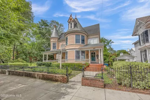 412 S 3rd St, Wilmington, NC 28401