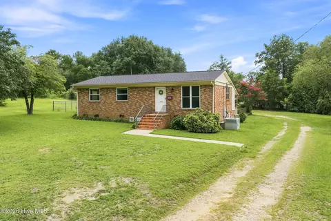 1020 Laurel Ave, Rockingham, NC 28379