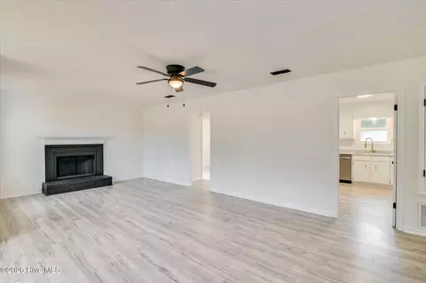 Living - 2346 Fieldcrest Rd, Augusta, GA 30906 photo 2 of 6