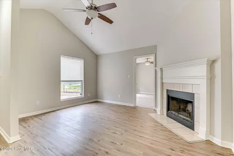 Living - 3114 Ocean Dr, Augusta, GA 30909 photo 3 of 4