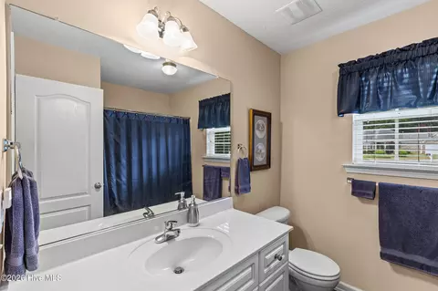 Bath - 159 Pendula Ct, Aiken, SC 29803 photo 2 of 2