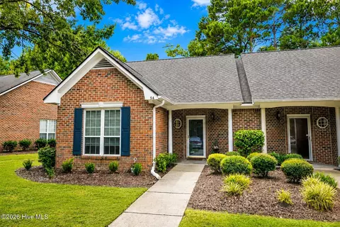 1600 Sturdivant Dr #54, Wilmington, NC 28403
