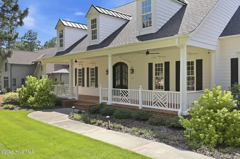 Exterior - 102 Chesterfield Dr, Pinehurst, NC 28374 photo 4 of 15
