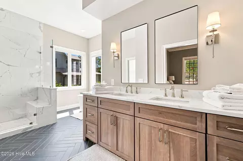 Bath - 102 Chesterfield Dr, Pinehurst, NC 28374 photo 2 of 11