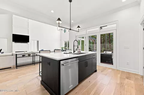 Kitchen - 102 Chesterfield Dr, Pinehurst, NC 28374 photo 5 of 6
