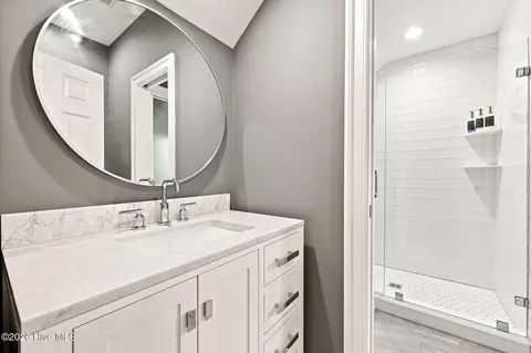 Bath - 102 Chesterfield Dr, Pinehurst, NC 28374 photo 6 of 11