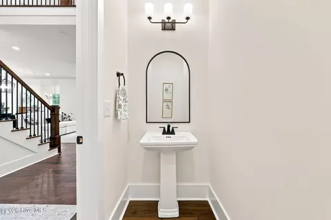 Entry Way - 268 Edgewood Rd, Cameron, NC 28326 photo 4 of 7