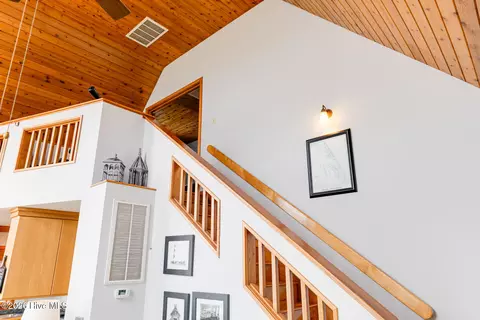 Entry Way - 103 Sir John White Ct, Kill Devil Hills, NC 27948 photo 1 of 1