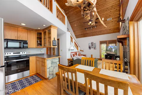 Dining - 103 Sir John White Ct, Kill Devil Hills, NC 27948 photo 1 of 3