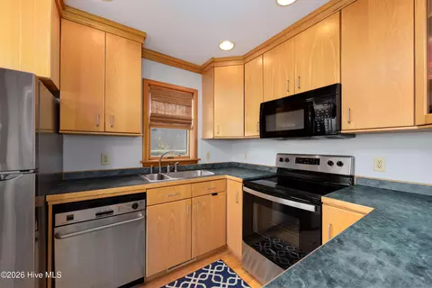 Kitchen - 103 Sir John White Ct, Kill Devil Hills, NC 27948 photo 1 of 1