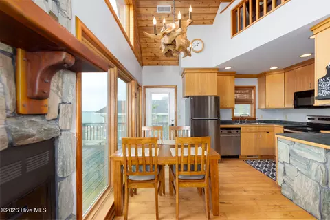 Dining - 103 Sir John White Ct, Kill Devil Hills, NC 27948 photo 2 of 3