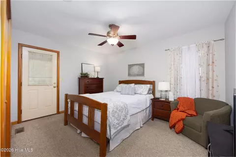 Bedroom - 103 Sir John White Ct, Kill Devil Hills, NC 27948 photo 5 of 7