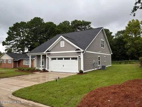 413 Rolling Rd #96, Wilmington, NC 28405