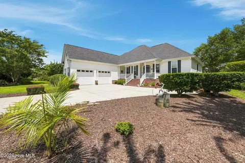 2813 Inverness Cir SE, Southport, NC 28461