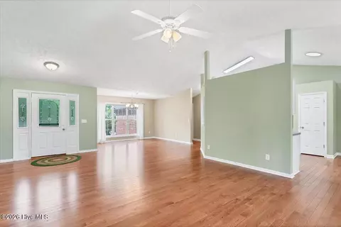 Living - 3 Oak Tree Ln, Pinehurst, NC 28374 photo 5 of 7