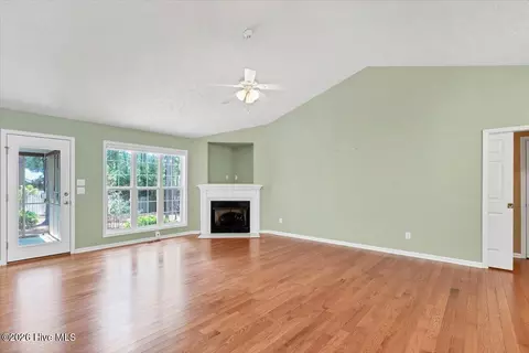Living - 3 Oak Tree Ln, Pinehurst, NC 28374 photo 3 of 7