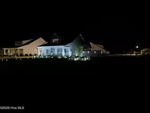Exterior - 16 W Singing Ave, Hampstead, NC 28443 photo 11 of 11