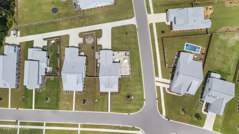 View/Area - 16 W Singing Ave, Hampstead, NC 28443 photo 1 of 3