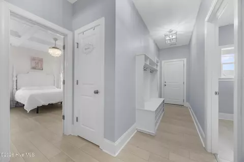 Entry Way - 16 W Singing Ave, Hampstead, NC 28443 photo 1 of 7