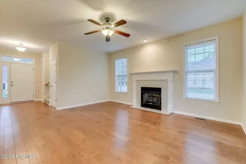 Living - 1111 Hunters Cv, Evans, GA 30809 photo 2 of 4