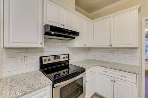 Kitchen - 1111 Hunters Cv, Evans, GA 30809 photo 2 of 5
