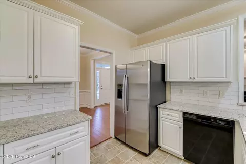 Kitchen - 1111 Hunters Cv, Evans, GA 30809 photo 3 of 5