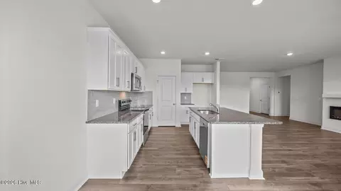 Entry Way - 10515 Beard Way, Bailey, NC 27807 photo 3 of 4