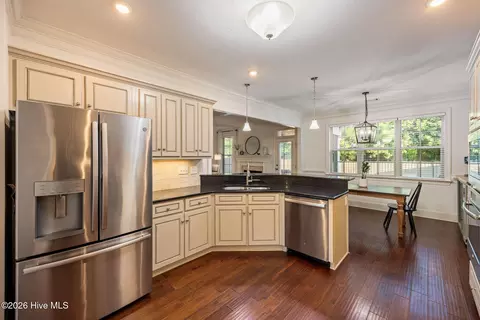 Kitchen - 5740 Whispering Pines Way, Evans, GA 30809 photo 3 of 4