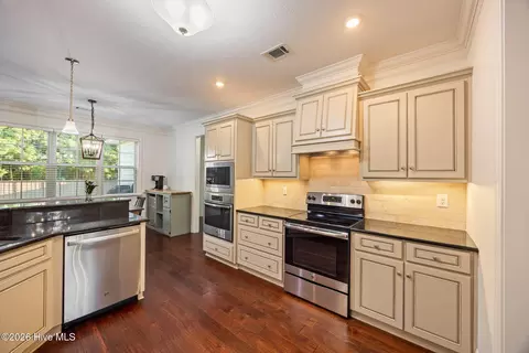 Kitchen - 5740 Whispering Pines Way, Evans, GA 30809 photo 2 of 4