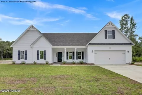 800 N Sandy Shore Ct, Holly Ridge, NC 28445