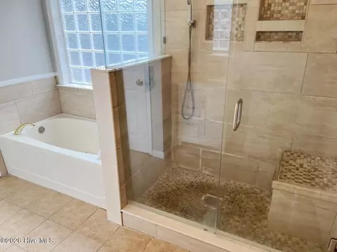 Bath - 4867 Flagstone Ct, Evans, GA 30809 photo 2 of 3